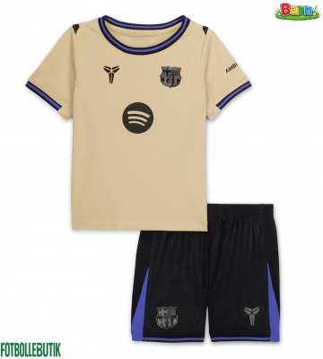 Barcelona Bortaställ Barn 2025-26 Kortärmad (+ Korta byxor)